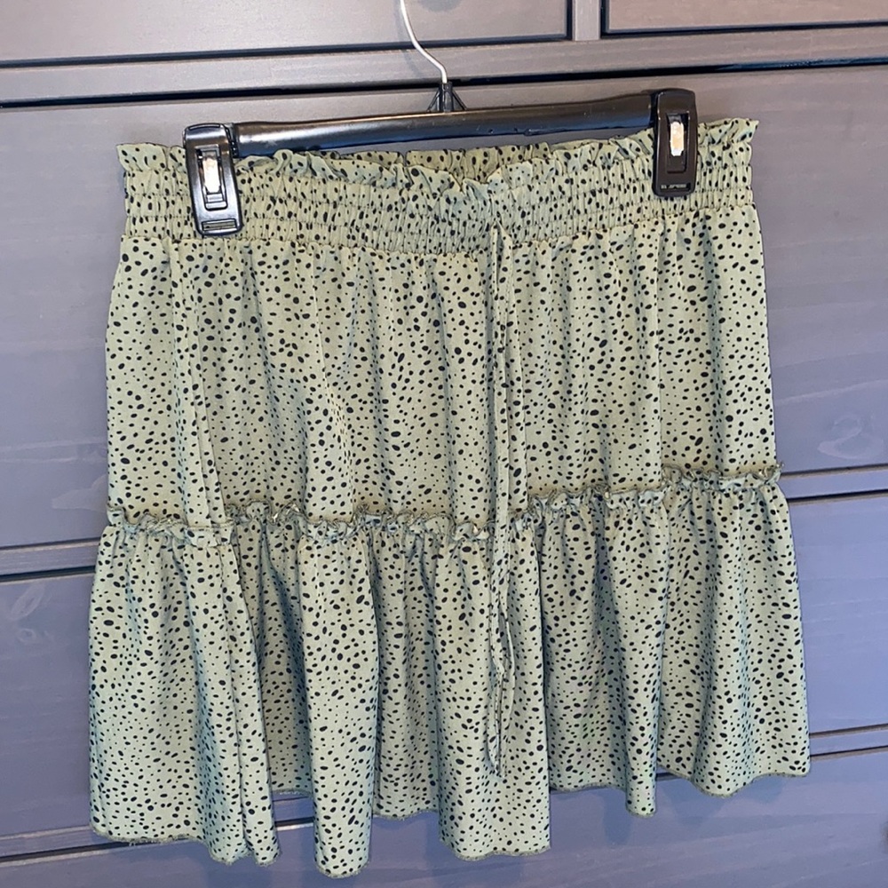 Really cute skirt!